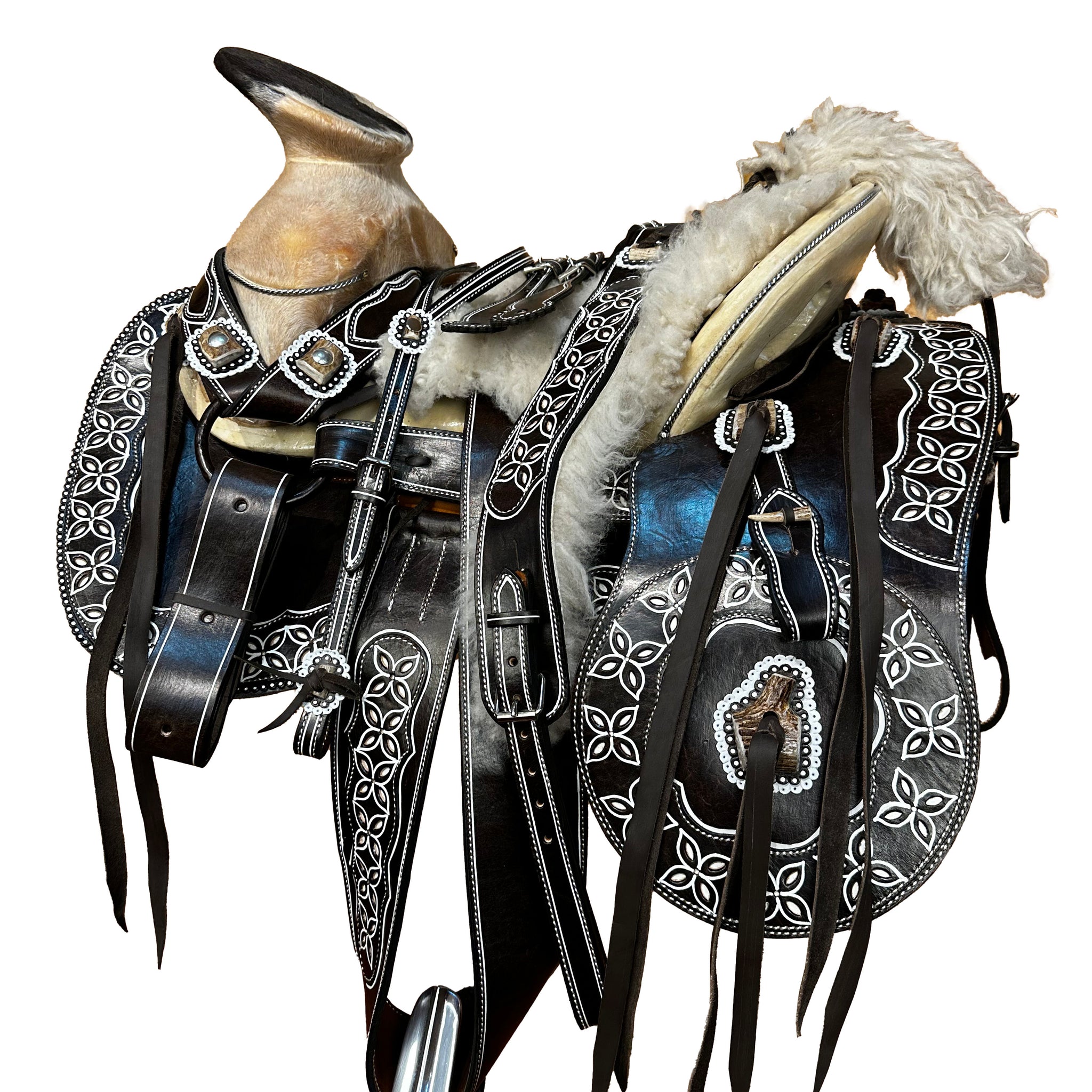 3 - Montura resacada y pintada a mano