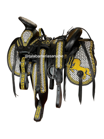 225 - Montura bordada
